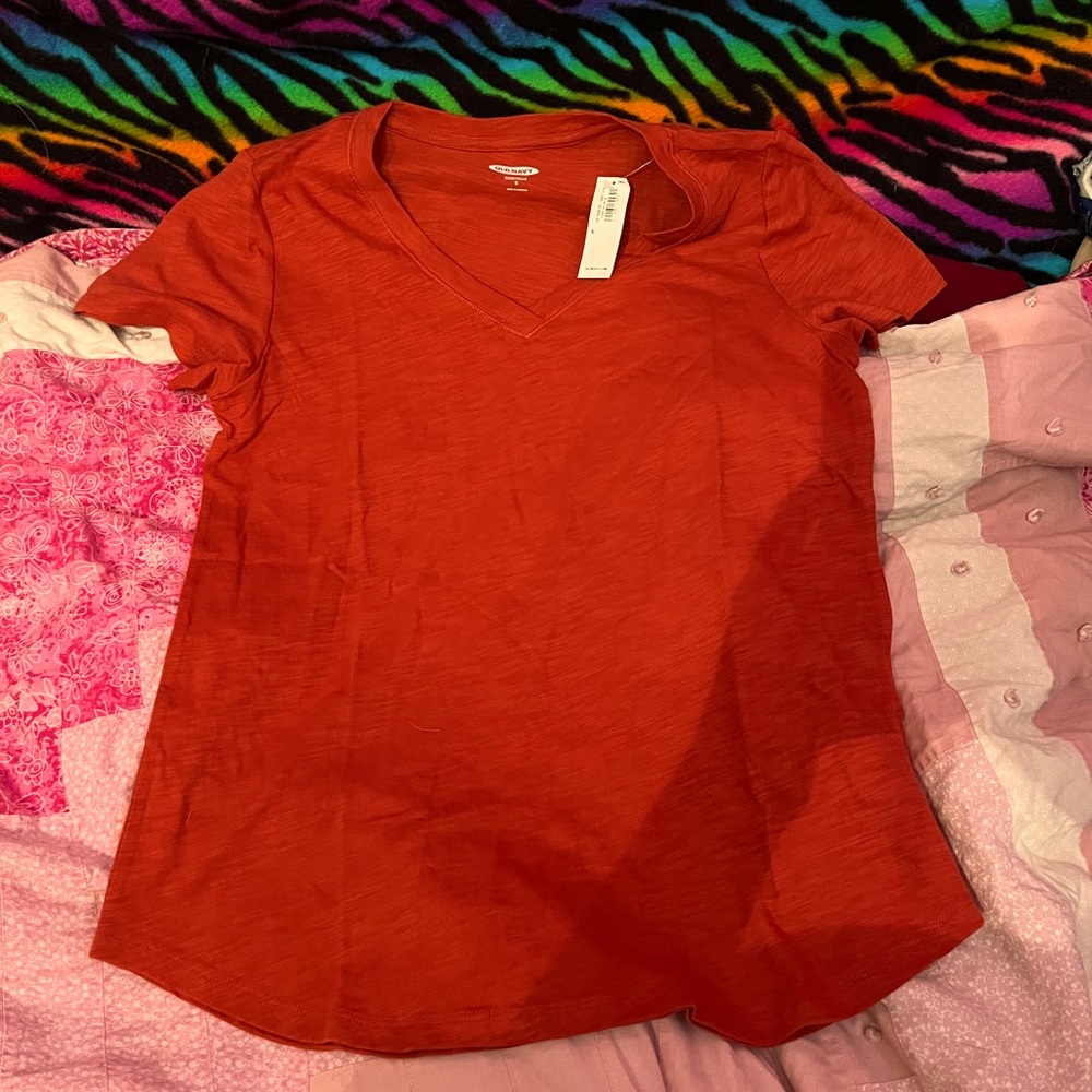 Every day Tee from Old Navy completely brand new in a size small